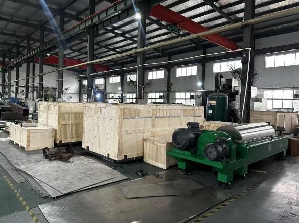 Центрифуга декантерная LW550x2200