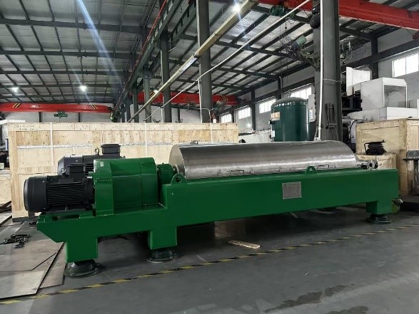 Центрифуга декантерная LW550x2200