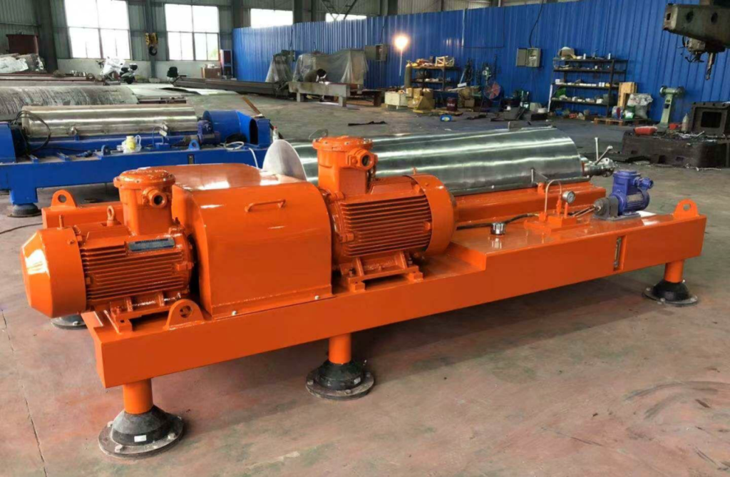 Центрифуга трикантерная LWS420X1680